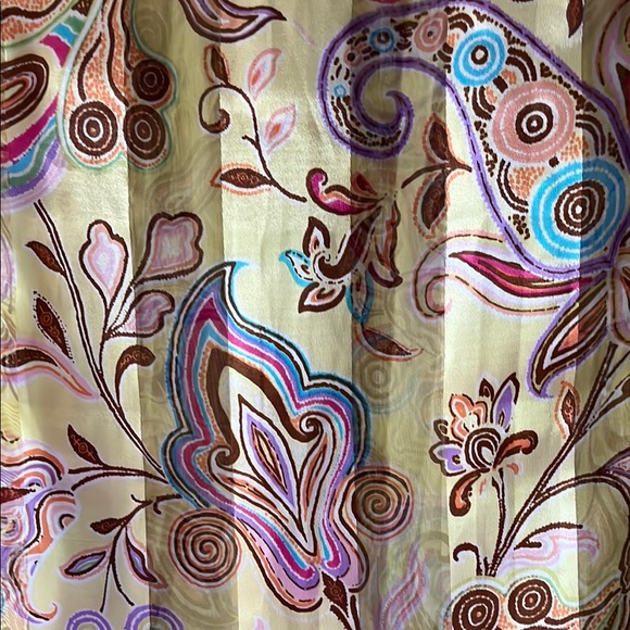 Colorful Patterned Scarves Collection - Picture 4 of 7